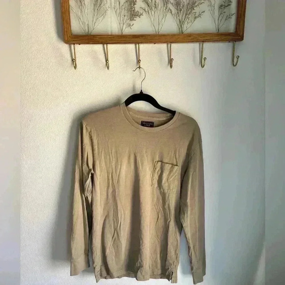 Abercrombie & fitch green crewneck long sleeve shirt in size small. - Picture 1 of 4